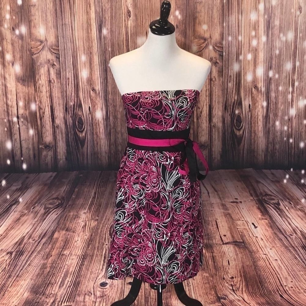 *186 LOFT Strapless Dress